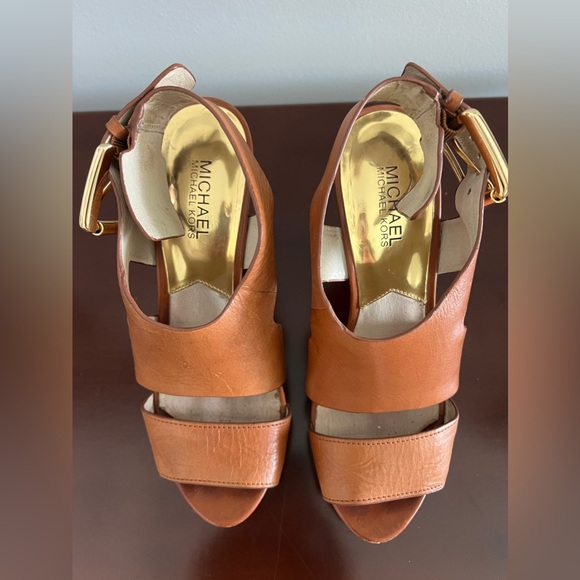 Michael Kors Carla Platform Luggage color Leather Size 7M - Picture 6 of 14